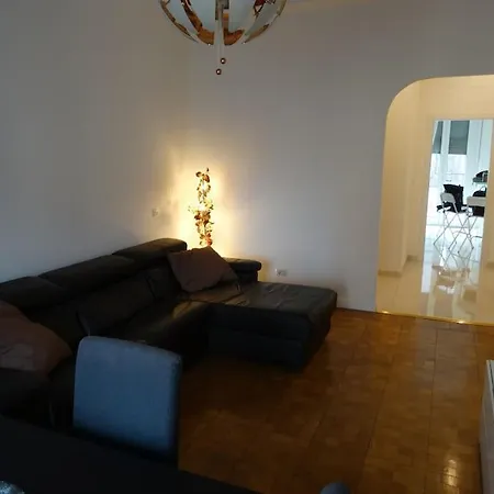 Centrale, Luminoso E Comodo. Apartment
